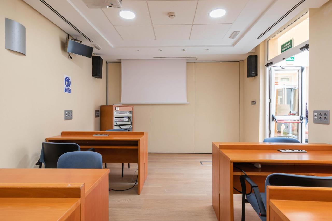 Micampus Aranjuez Student Residence Luaran gambar