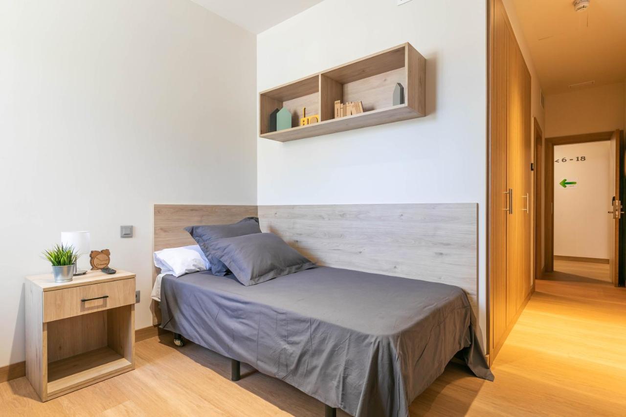 Micampus Aranjuez Student Residence Luaran gambar